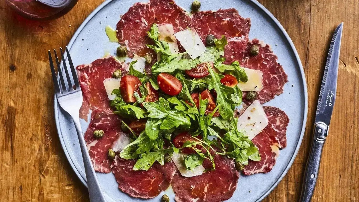 Carpaccio de boeuf, huile d'olive et parmesan - Casa Olea